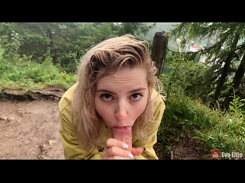 ❤️ Gadis menelan air mani setelah blowjob publik - Eva Elfi Super porno di porno id.com-milf-300.ru